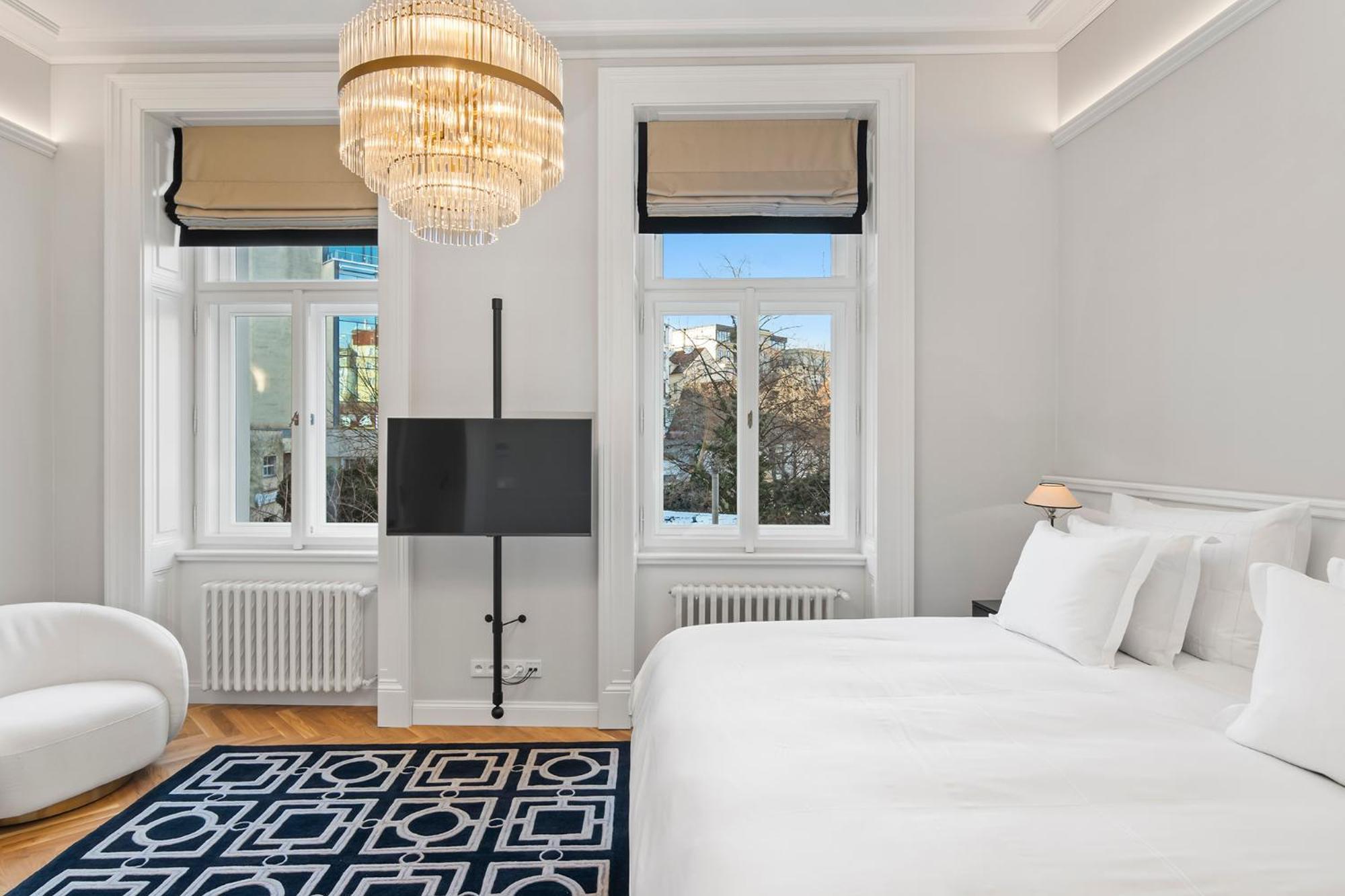 Vodickova Luxury Suites — Photos 3